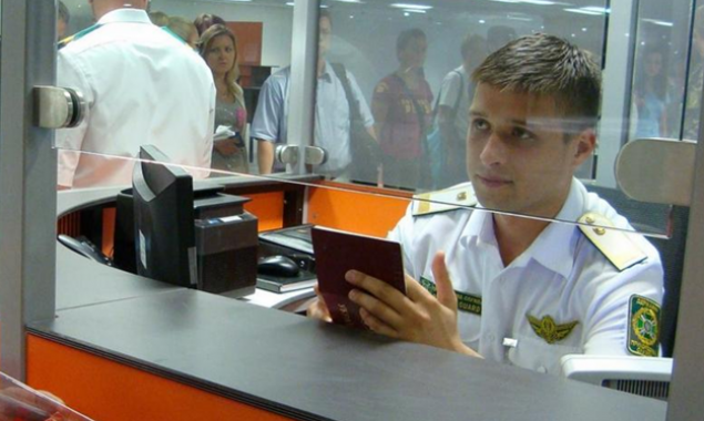 В аэропорту “Борисполь” задержали иностранца с поддельным документом