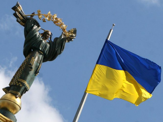 Киевсовет просит Верховную Раду перенести День государственного флага Украины с 23 августа на 24 июля