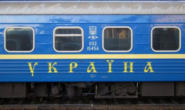 Скоростному поезду Киев - Запорожье на несколько дней ограничат маршрут