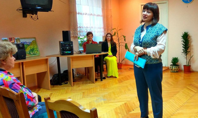 В Киеве открылись бесплатные курсы для пожилых людей