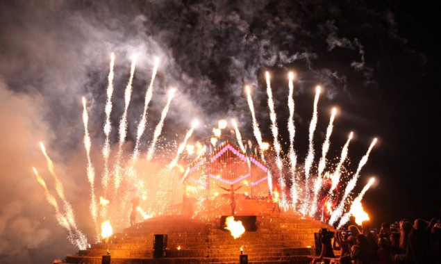 На Певческом поле в Киеве состоится шоу с выступлением огненного органа