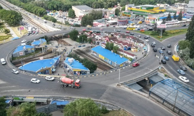 Движение на развязке возле столичного “Колибриса” киевавтодоровцы планируют открыть в декабре