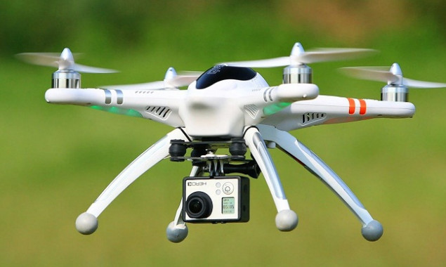 За массовыми мероприятиями в столице планируют наблюдать с помощью дронов