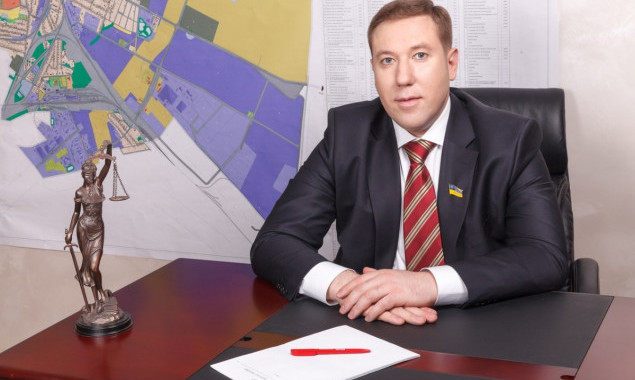 Депутат Сольвар купил в Киеве элитную квартиру за гривну