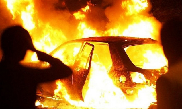 В селе Ходосовка на Киевщине сгорел гараж вместе с автомобилем