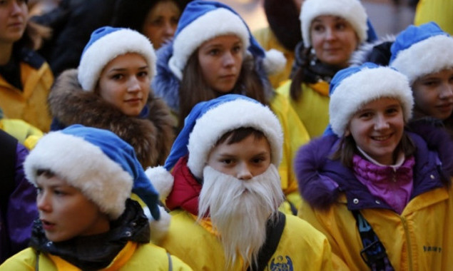 Помощники Святого Николая пройдут сегодня парадом по Киеву