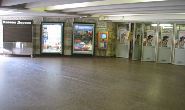 Подземный переход у “Театральной” в Киеве находится в аварийном состоянии