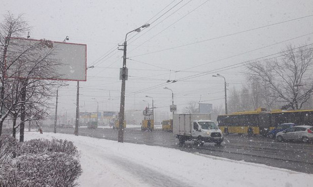 Движение нескольких троллейбусных маршрутов в Киеве было заблокировано