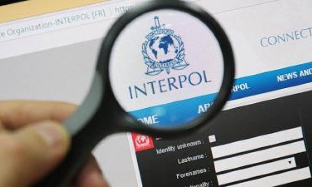 Разыскиваемого за терроризм иностранца задержали в “Борисполе”