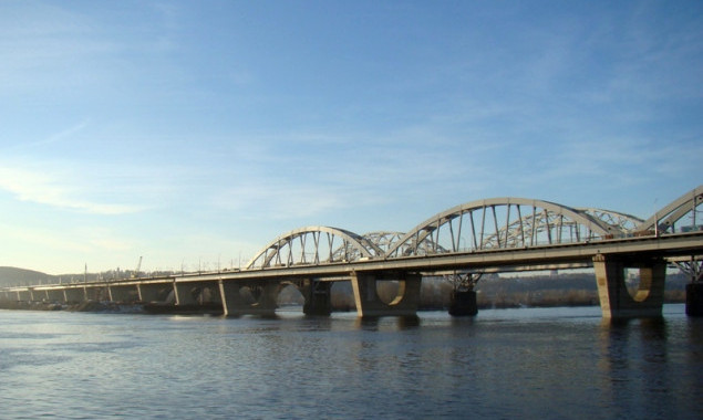 Киевсовет напомнит Кабмину про недостроенный Дарницкий мост