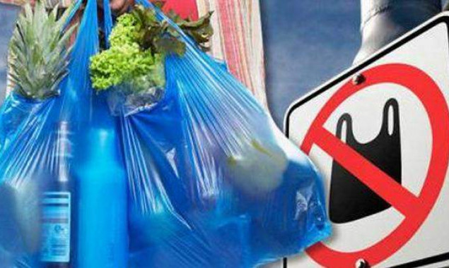 Киевсовет собирается предлагать магазинам ограничить использование полиэтиленовых пакетов