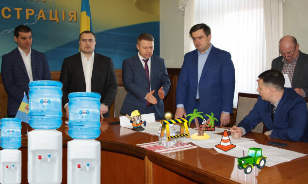 Вода и утеплитель против школ и МРТ. Киевщина не может определиться, на что тратить бюджет развития