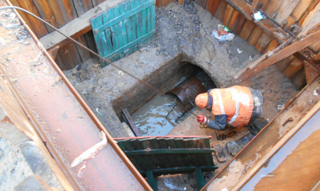 Закончена реконструкция канализационного коллектора на ул. Зодчих в Киеве (фото)