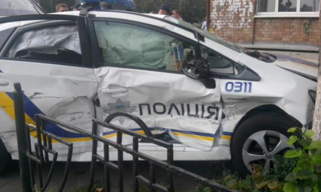За полтора года в ДТП попали 153 автомобиля патрульной полиции Киева
