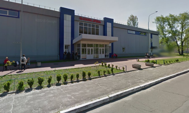 В Днепровском районе планируют обустроить спорткомплекс с ледовой ареной