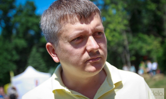 Кличко еще месяц назад уволил директора КП “Киевский центр развития городской среды” Дениса Пивнева