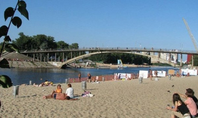 Пляжный сезон в Киеве закончится в середине сентября