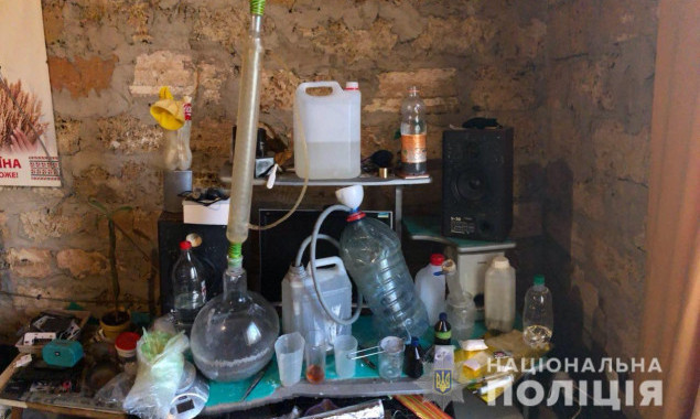 Полиция Киевщины ликвидировала очередную нарколабораторию
