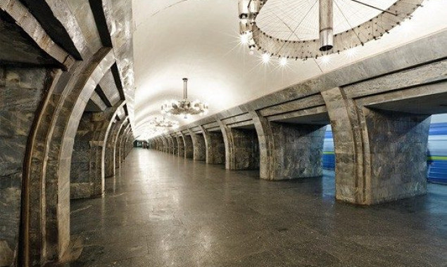 Завтра могут ограничить на вход три станции киевского метрополитена