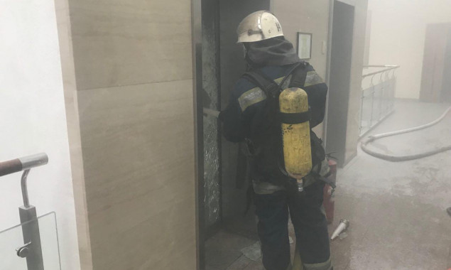 В здании Минфина произошел пожар: сотрудников эвакуировали (фото, видео)