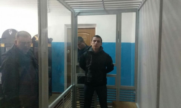 В Борисполе суд арестовал четырех из пяти подозреваемых в покушении на координатора “С14”, в том числе экс-бойца “Азова”