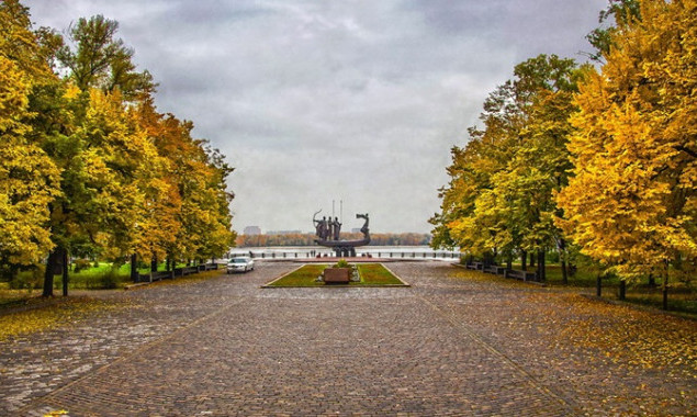 “Киевгорразвитие” планирует потратить почти 70 млн гривен на реконструкцию Наводницкого парка