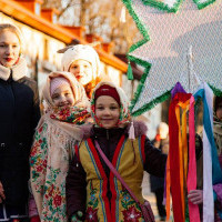 В Киеве и других городах Украины синхронно споют рождественскую колядку