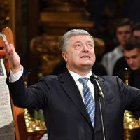 Более половины киевлян считают Томос-тур предвыборной агитацией Порошенко - результаты соцопроса