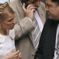Суд принял к рассмотрению иск Юлии Тимошенко против Петра Порошенко