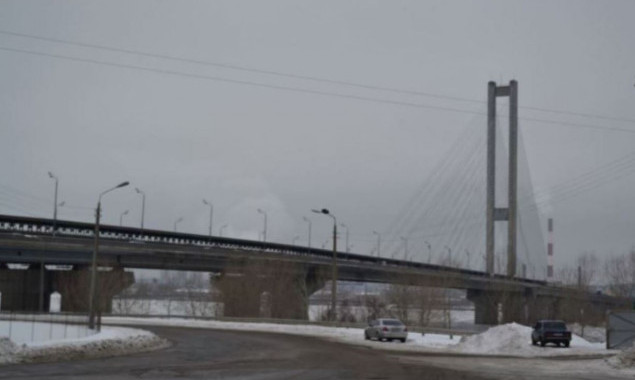 Завтра, 1 марта, частично ограничат движение по Южному мосту