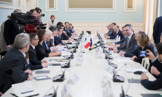 Киев подписал Меморандум о сотрудничестве в управлении отходами с французской компанией