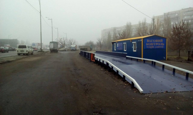 За неделю на въездах в Киев обнаружили 3 грузовика с перегрузом