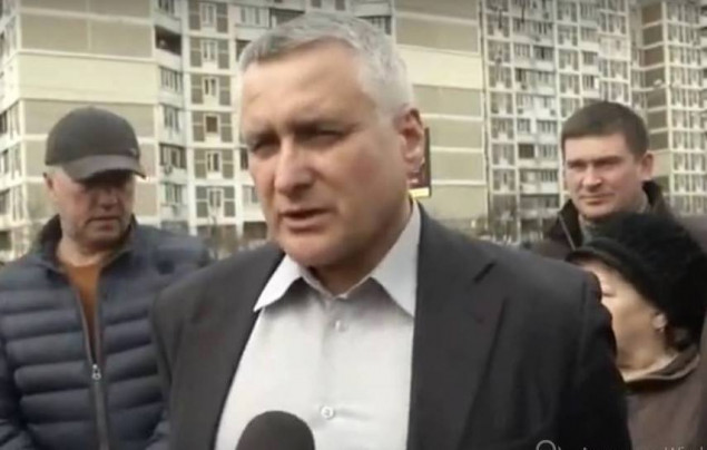 Жители Троещины против возведения торгового павильона на проспекте Маяковского (видео)