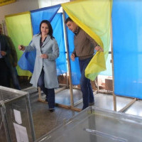 Гройсман проголосовал в Виннице (видео)