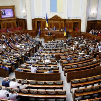 Депутаты собирают подписи для обращения в Конституционный Суд о неправомерности указа президента о роспуске ВР