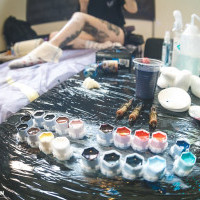 Бесплатные тату и семилетняя татуировщица: чем удивлял 15-й фестиваль Tattoo Collection