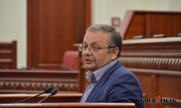 Кличко уволил директора Департамента социальной политики КГГА Юрия Крикунова