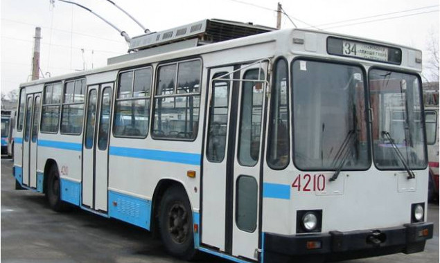 Ярмарки 11 и 12 мая изменят движение ряда киевских троллейбусов и автобусов (схемы)