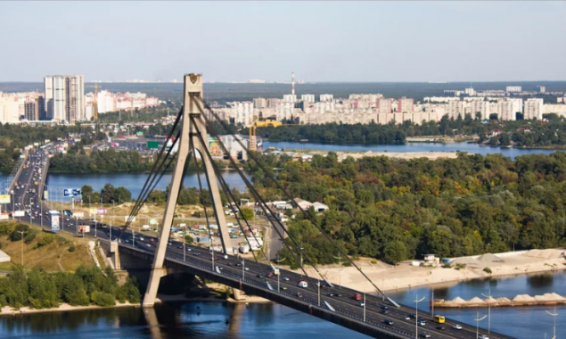 С вечера 13 июня и до 19 июня в Киеве будет ограничено движение по одному из мостов