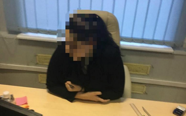 В Киеве задержали двух девушек по подозрению в мошенничестве с арендой квартир