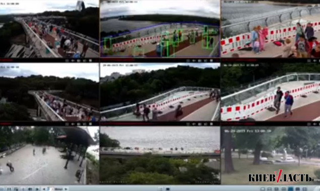 На “мосту Кличко” установили дополнительные камеры видеонаблюдения (видео)