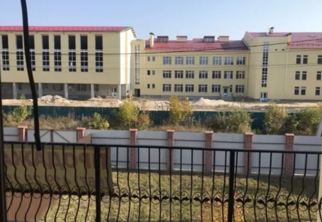 На строительство школы в Петропавловской Борщаговке потратят еще 11 млн гривен