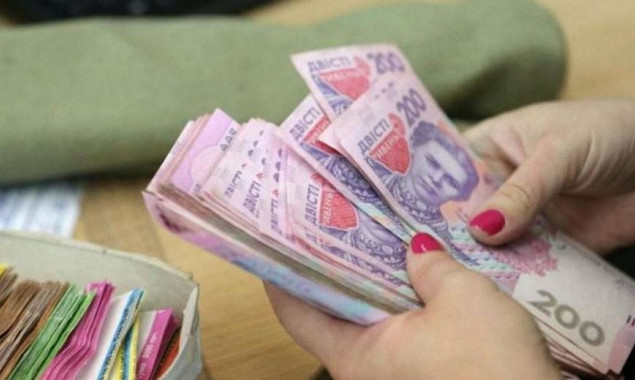 За год размер средней номинальной зарплаты в Киеве вырос на 15%, - Госстат