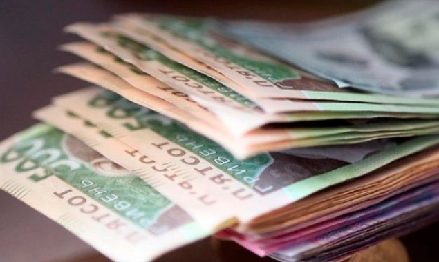 Власти столицы заявляют, что средняя зарплата в Киеве за год выросла на 18%