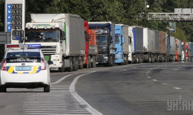 С 19 сентября в утренние часы будет ограничен въезд грузовиков в Киев со стороны Борисполя