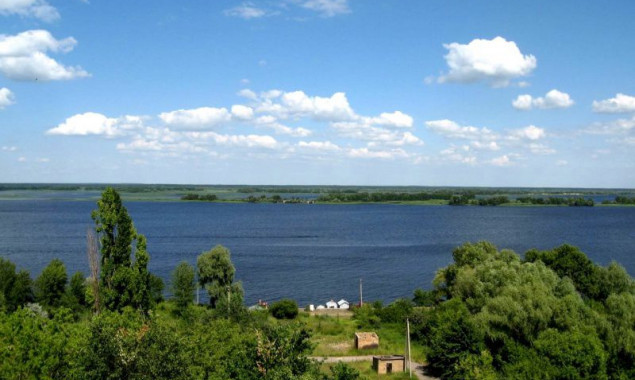 Суд вернул государству землю стоимостью более 2 млн гривен в прибрежной полосе Каневского водохранилища