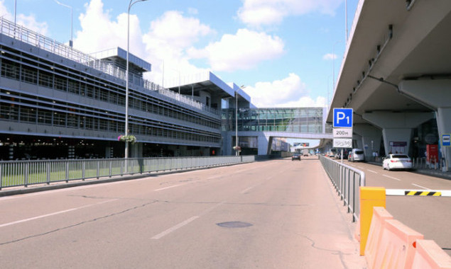 На новом паркинге в аэропорту “Борисполь” автомобили парковались более 100 тысяч раз