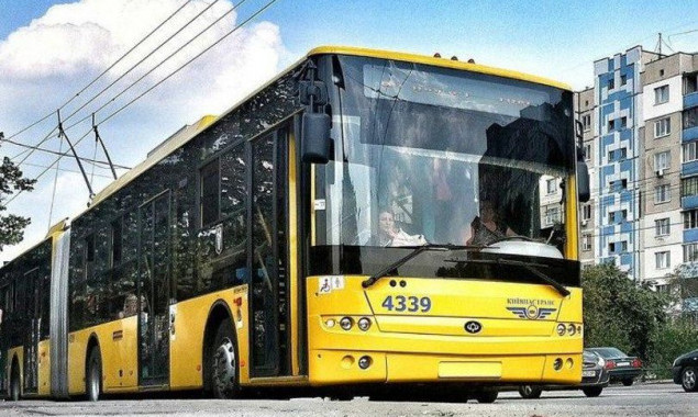 В Киеве в ночь на 29 октября вводится сокращенный режим работы троллейбусов №38 и №42-Д