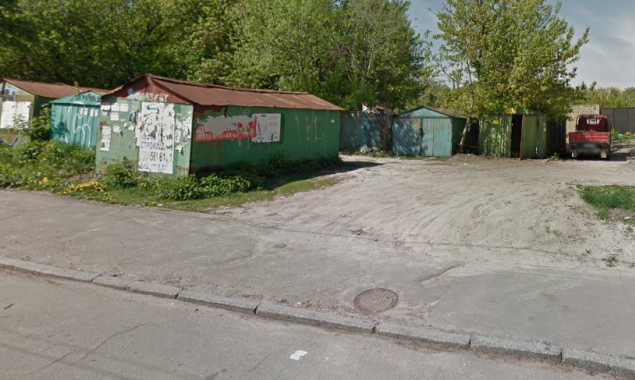 Столичные власти распорядились демонтировать 6 гаражей в Голосеевском районе