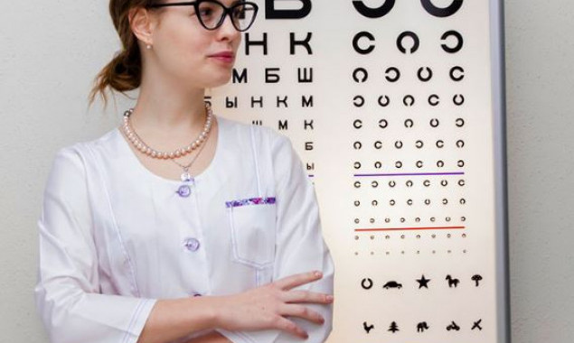 Киевлянам предлагают 12-13 октября пройти бесплатное обследование зрения (график)